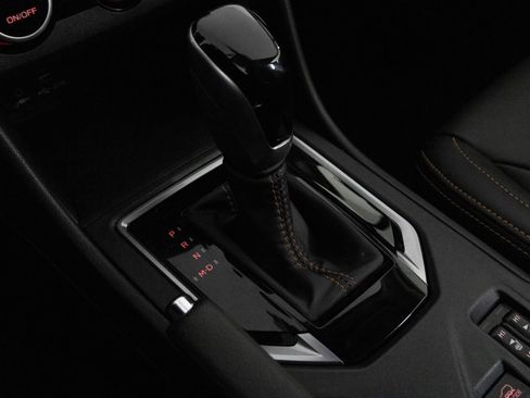 Used 2023 Subaru Crosstrek 2.5i Limited w/ Moonroof Package image 26