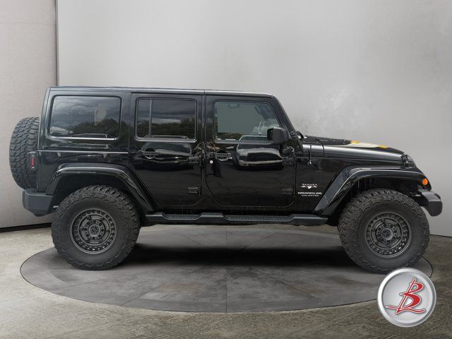 Used 2016 Jeep Wrangler Unlimited Sahara w/ Connectivity Group AWD/4WD image 8