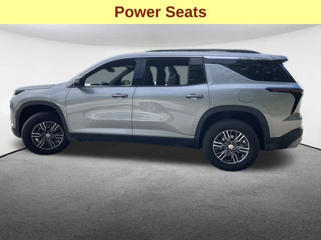 Used 2026 Chevrolet Traverse LT AWD/4WD image 6