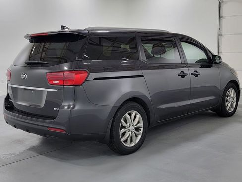 Used 2021 Kia Sedona EX image 6