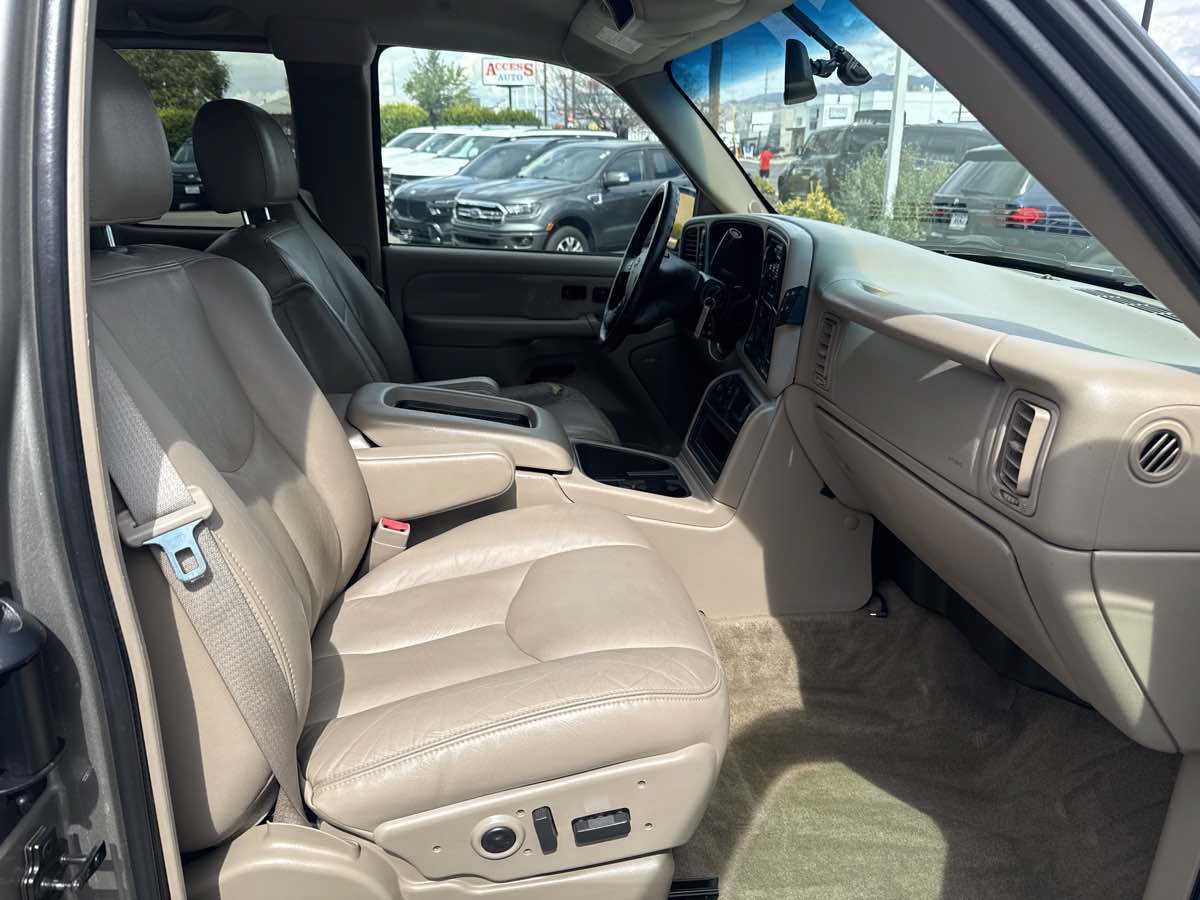 Used 2003 Chevrolet Silverado 2500 LT AWD/4WD image 19