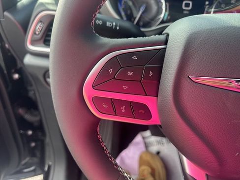 New 2025 Chrysler Voyager LX image 17