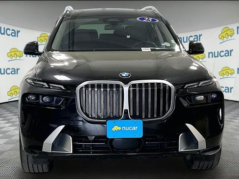 Used 2025 BMW X7 xDrive40i AWD/4WD image 2
