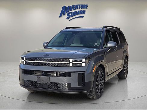 Used 2025 Hyundai Santa Fe Calligraphy image 2