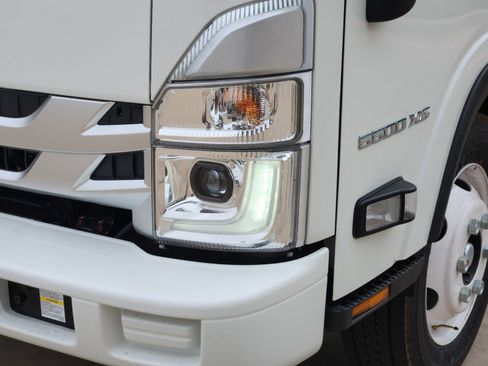 New 2025 Chevrolet Low Cab Forward 5500XG image 14