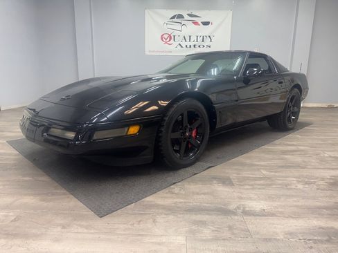 Used 1995 Chevrolet Corvette Coupe RWD image 6