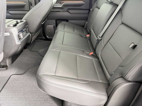 Used 2024 GMC Sierra 2500 Denali w/ Denali Reserve Package AWD/4WD image 19