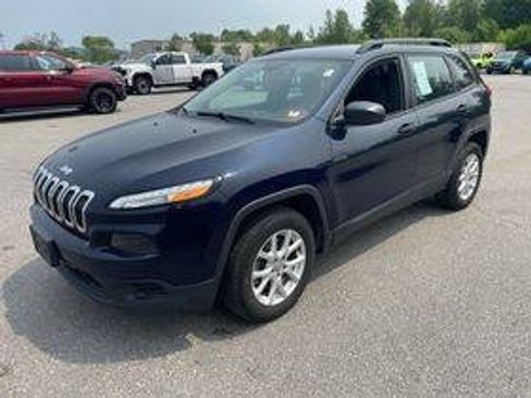 Used 2015 Jeep Cherokee Sport w/ Cold Weather Group AWD/4WD image 1
