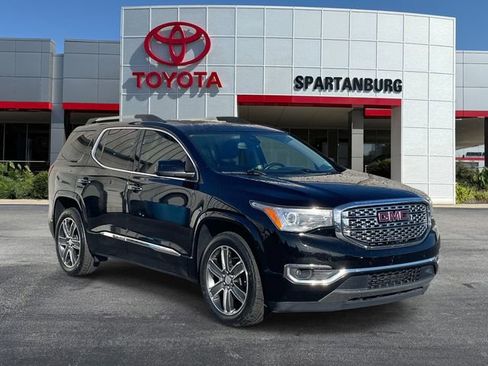 Used 2017 GMC Acadia Denali w/ Technology Package FWD image 1