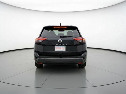 Used 2025 Nissan Rogue SV image 7