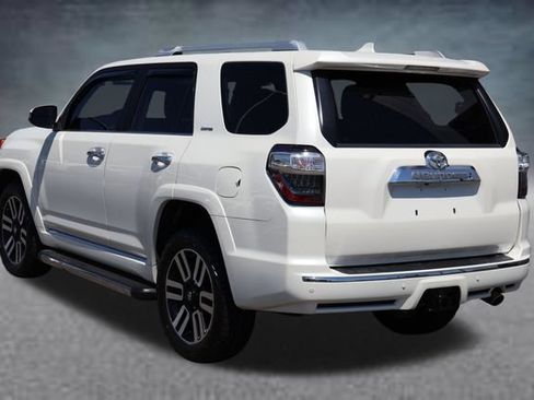 Used 2018 Toyota 4Runner Limited AWD/4WD image 22