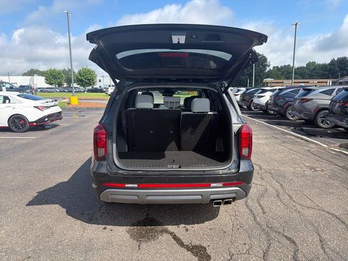 Used 2025 Hyundai Palisade SEL AWD/4WD image 25