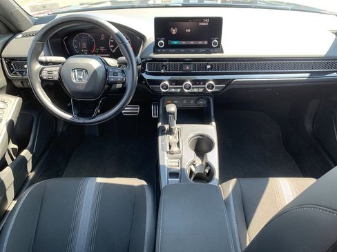 Used 2025 Honda Civic Sport image 16