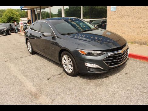 Used 2020 Chevrolet Malibu LT image 1