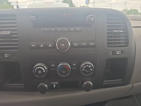 Used 2012 Chevrolet Silverado 1500 W/T w/ LS Package RWD image 18