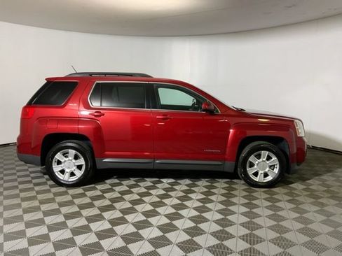 Used 2013 GMC Terrain SLE w/ Convenience Package FWD image 4