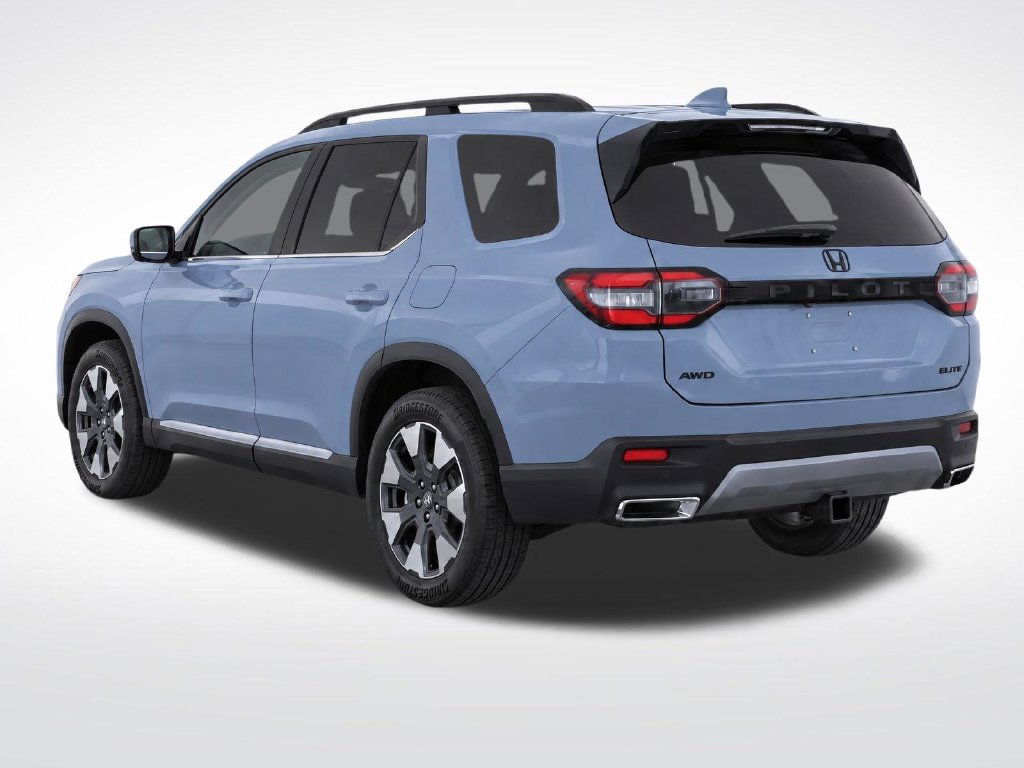 Used 2026 Honda Pilot Elite image 4