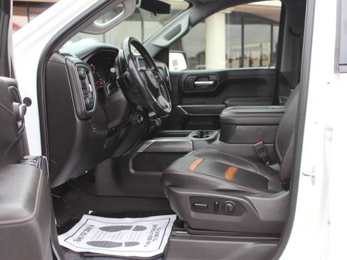 Used 2019 Chevrolet Silverado 1500 RST RWD image 18