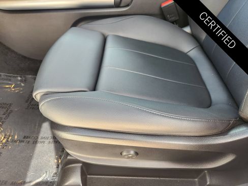 Certified 2025 Mercedes-Benz GLA 250 image 25
