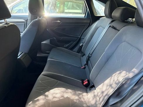 Used 2025 Volkswagen Jetta Sport FWD image 8