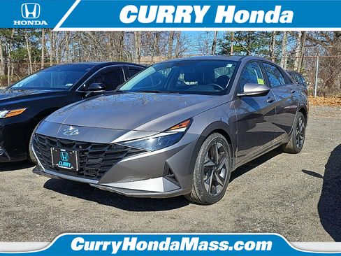 Used 2023 Hyundai Elantra SEL w/ Convenience Package image 1