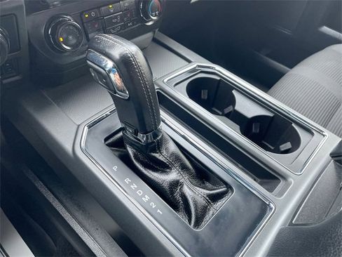 Used 2017 Ford F150 XLT w/ Equipment Group 302A Luxury image 15