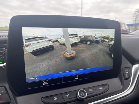 Used 2025 Chevrolet Blazer LT w/ LPO, Floor Liner Package FWD image 24