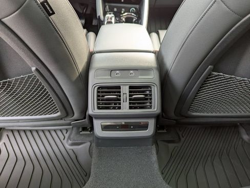 Used 2025 Audi Q5 Premium Plus AWD/4WD image 39