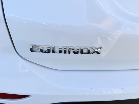 Used 2024 Chevrolet Equinox LT image 41