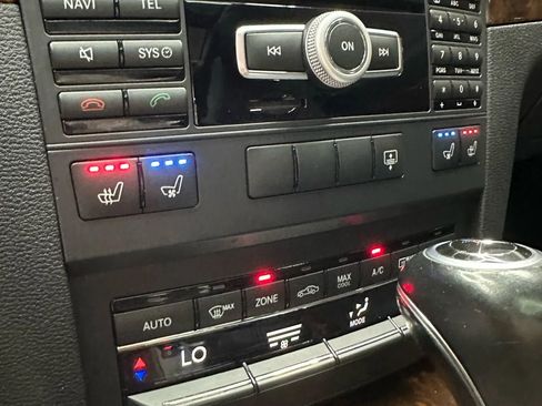 Used 2012 Mercedes-Benz E 350 4MATIC Coupe w/ Premium 2 Pkg image 23