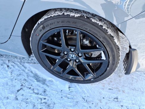 Certified 2024 Honda Civic Sport image 12