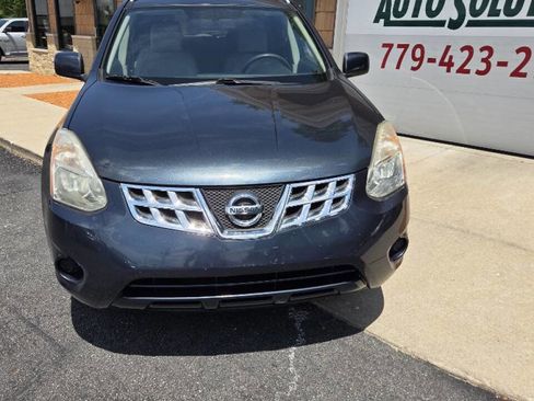 Used 2013 Nissan Rogue SV AWD/4WD image 3