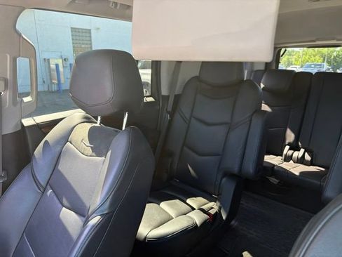 Used 2020 Cadillac Escalade Premium Luxury AWD/4WD image 61