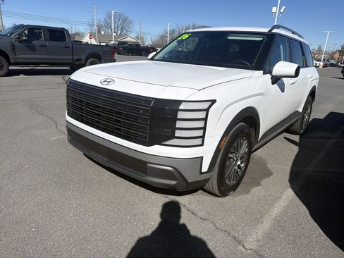 Used 2026 Hyundai Palisade SEL image 2