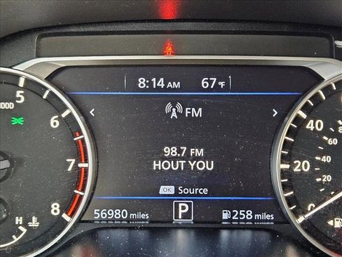 Used 2024 Nissan Altima 2.5 SV image 10