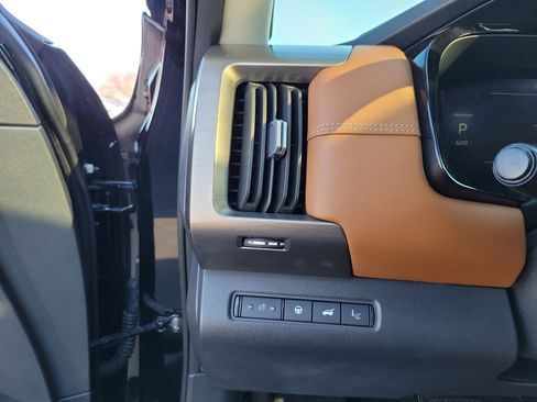 Certified 2023 Nissan Pathfinder Platinum image 20