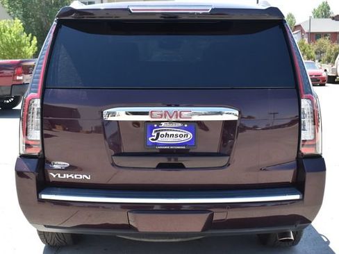 Used 2017 GMC Yukon Denali w/ Open Road Package AWD/4WD image 9