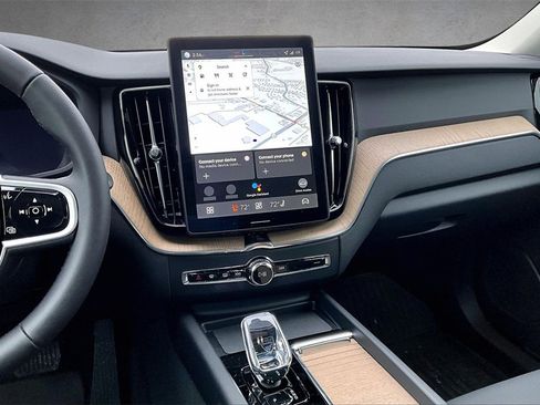 New 2026 Volvo XC60 B5 Plus w/ Protection Package Premier image 6