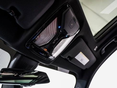 Used 2021 BMW X5 xDrive45e w/ Premium Package image 32