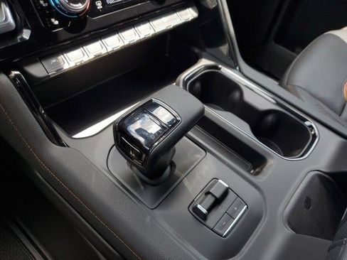 New 2026 GMC Sierra 1500 AT4 w/ Technology Package AWD/4WD image 28