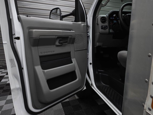 Used 2023 Ford E-450 and Econoline 450 Super Duty w/ Power Windows & Locks Group RWD image 29