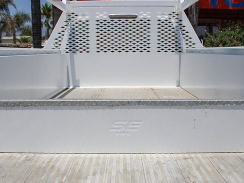 Used 2017 Ford F450 XL w/ Power Equipment Group image 8