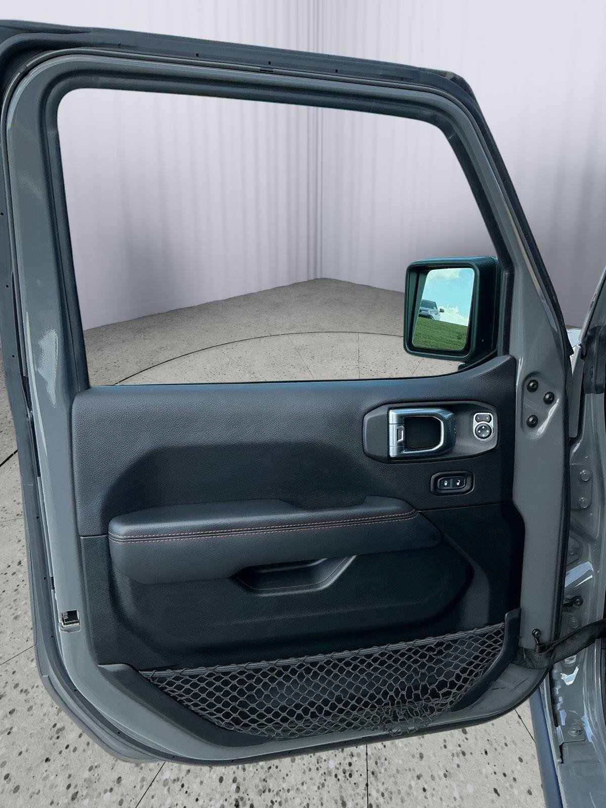 Used 2021 Jeep Gladiator Mojave AWD/4WD image 18
