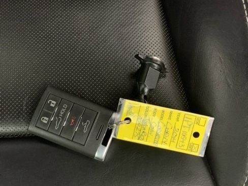 Used 2014 Chevrolet Corvette Stingray Convertible w/ 3LT Preferred Equipment Group image 31