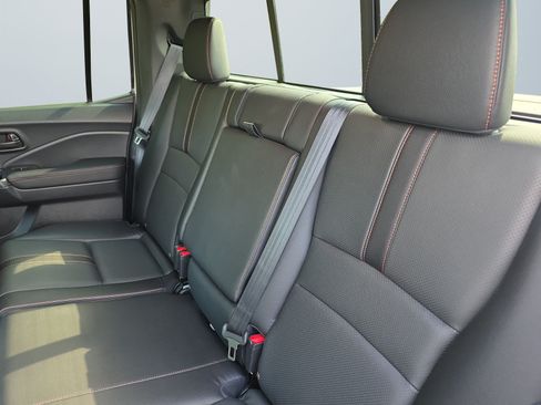 Used 2025 Honda Ridgeline TrailSport image 15