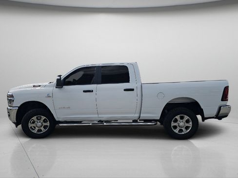 Used 2025 RAM 2500 Big Horn AWD/4WD image 21