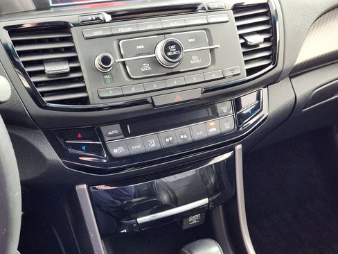 Used 2016 Honda Accord Sport image 24