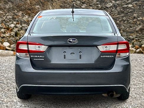 Used 2019 Subaru Impreza 2.0i image 4