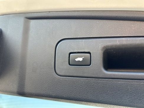 Used 2017 Acura MDX SH-AWD image 24