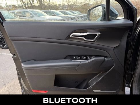 Certified 2023 Kia Sportage EX image 7